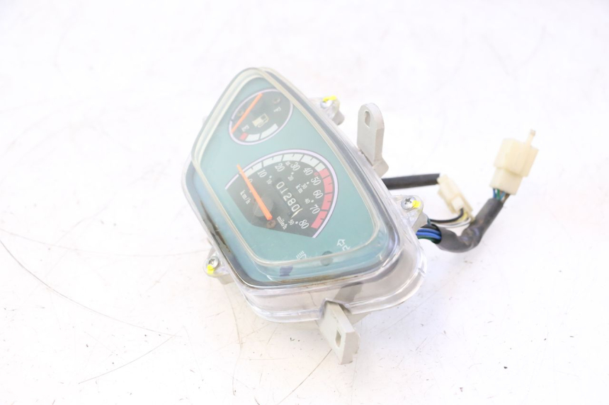 photo de TELLERSTAND VASTRO R-ONE 4T 50 (2014 - 2022) - Bevestigingspunten