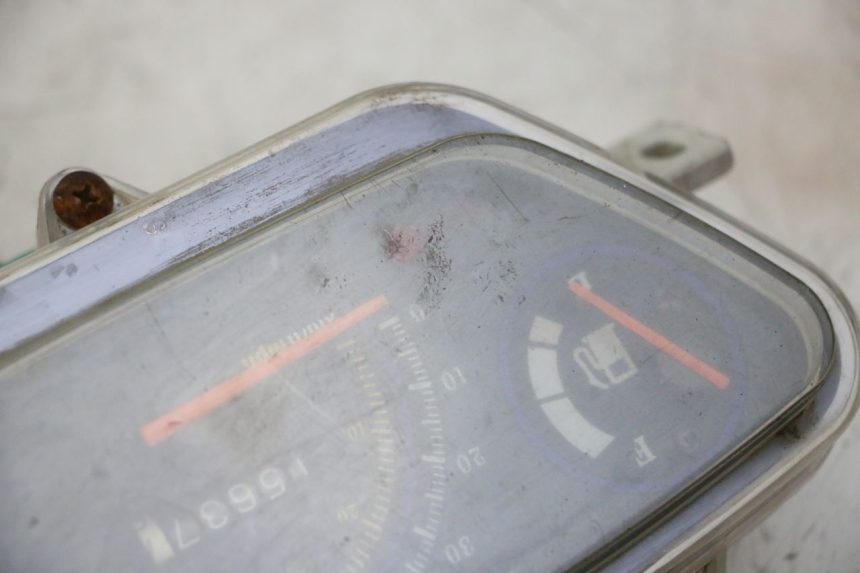 photo de TELLERSTAND TNT MOTOR ROMA 10' 2T 50 (2011 - 2018) - Zoom op gebruiksstaat