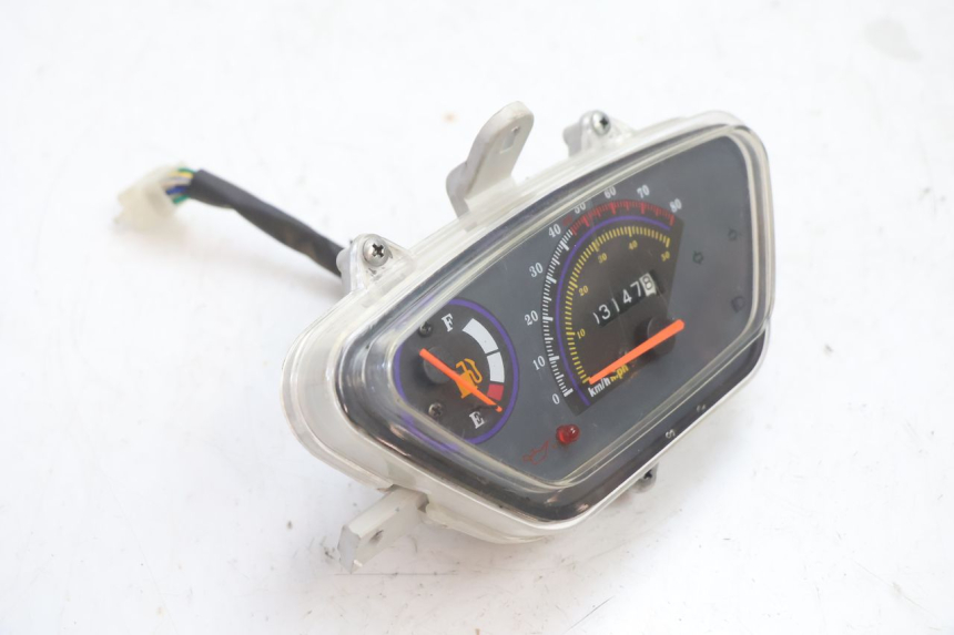 photo de TELLERSTANDMETER TNT MOTOR ROMA 12' 2T 50 (2007 - 2018) - Andere kijkhoek