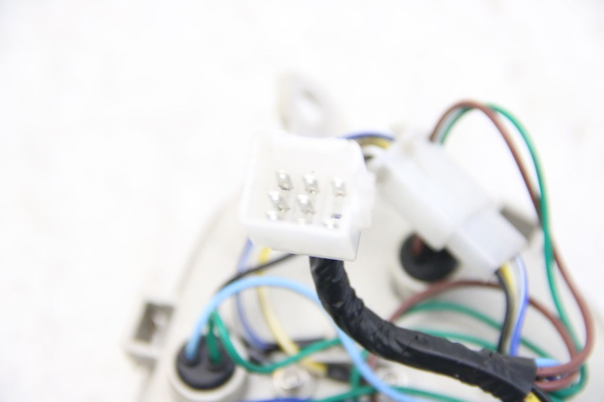 photo de TELLERSTAND JM MOTORS SANTANA 50 (2014 - 2023) - Zoom op gebruiksstaat