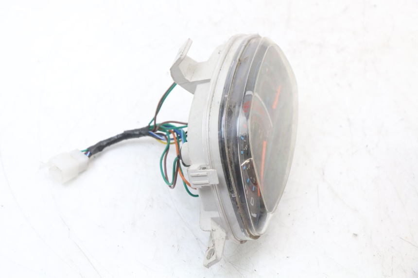 photo de TELLERSTAND JM MOTORS SANTANA 50 (2014 - 2023) - Bevestigingspunten