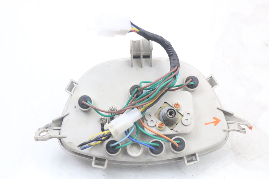 photo de TELLERSTAND JM MOTORS SANTANA 50 (2014 - 2023) - Staat van het oppervlak