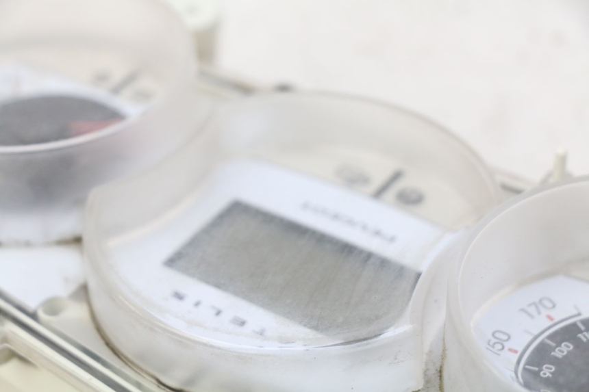 photo de TELLERSTAND PEUGEOT SATELIS COMPRESSOR K15 125 (2006 - 2009) - Zoom op gebruiksstaat