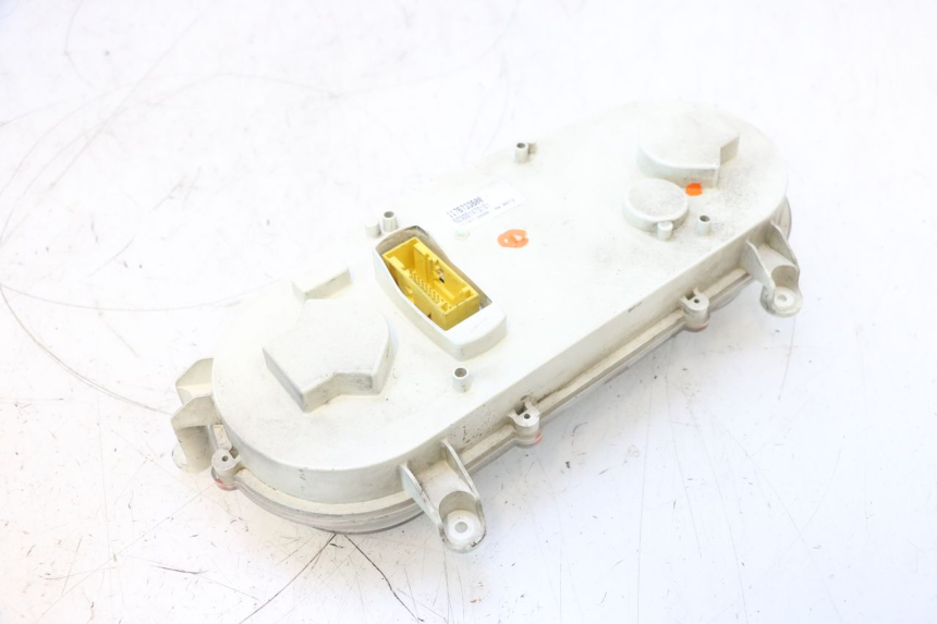 photo de TELLERSTAND PEUGEOT SATELIS COMPRESSOR K15 125 (2006 - 2009) - Zoom op componenten