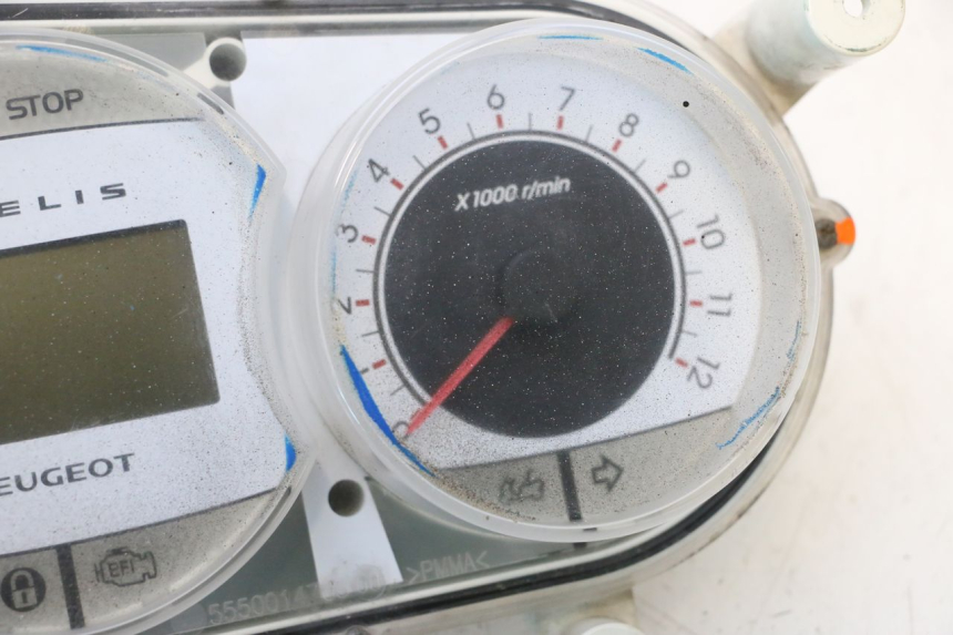 photo de TELLERSTAND PEUGEOT SATELIS COMPRESSOR K15 125 (2006 - 2009) - Alternatieve hoek