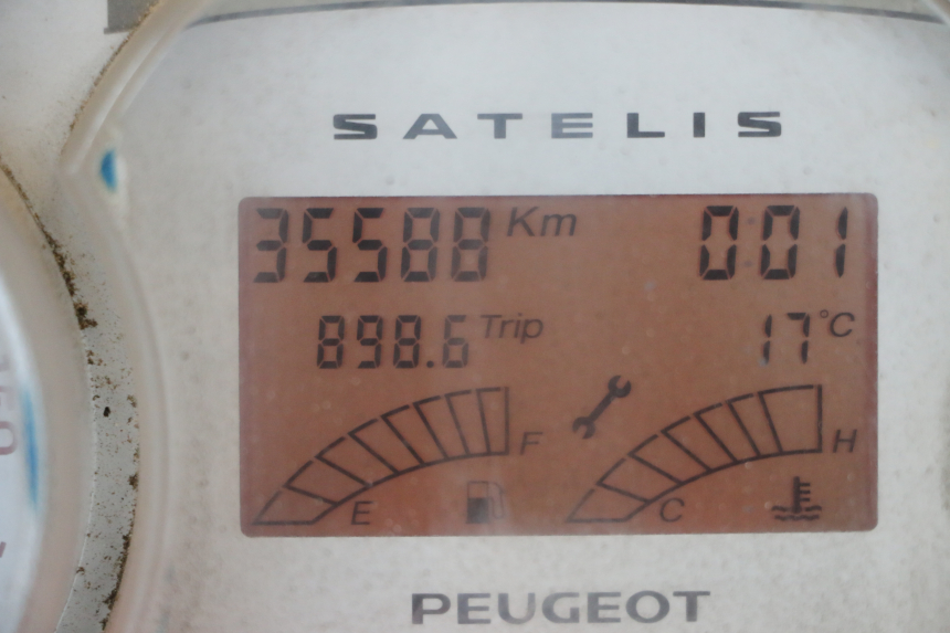 photo de TELLERSTAND PEUGEOT SATELIS COMPRESSOR K15 125 (2006 - 2009) - Zoom op gebruiksstaat
