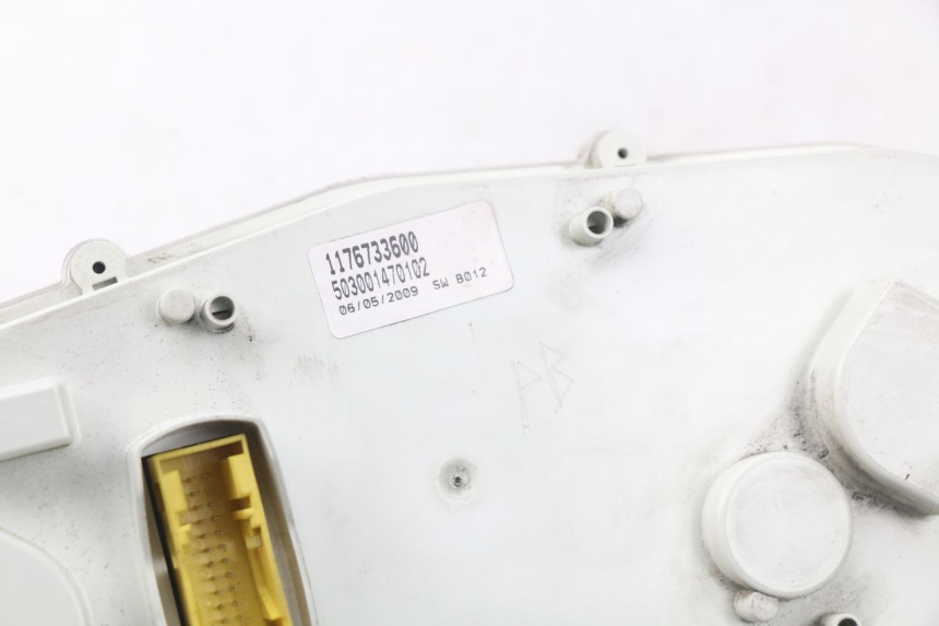 photo de TELLERSTAND PEUGEOT SATELIS 125 (2006 - 2009) - Zoom op gebruiksstaat