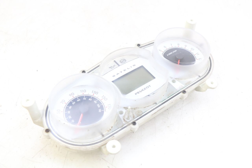 photo de TELLERSTANDMETER PEUGEOT SATELIS 125 (2010 - 2012) - Andere kijkhoek