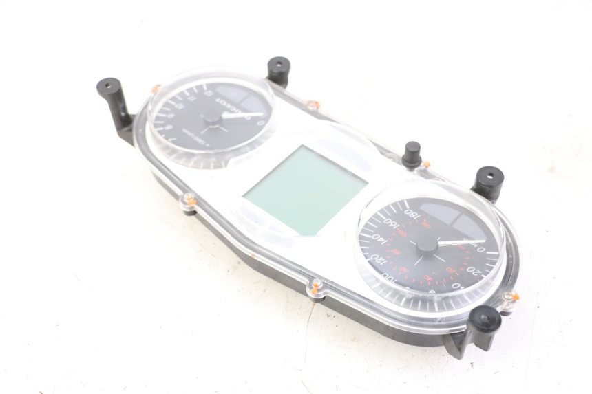 photo de TELLERSTAND PEUGEOT SATELIS 125 (2013 - 2018) - Zoom op gebruiksstaat