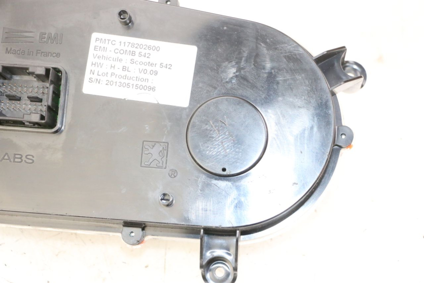 photo de TELLERSTAND PEUGEOT SATELIS 125 (2013 - 2018) - Staat van het oppervlak