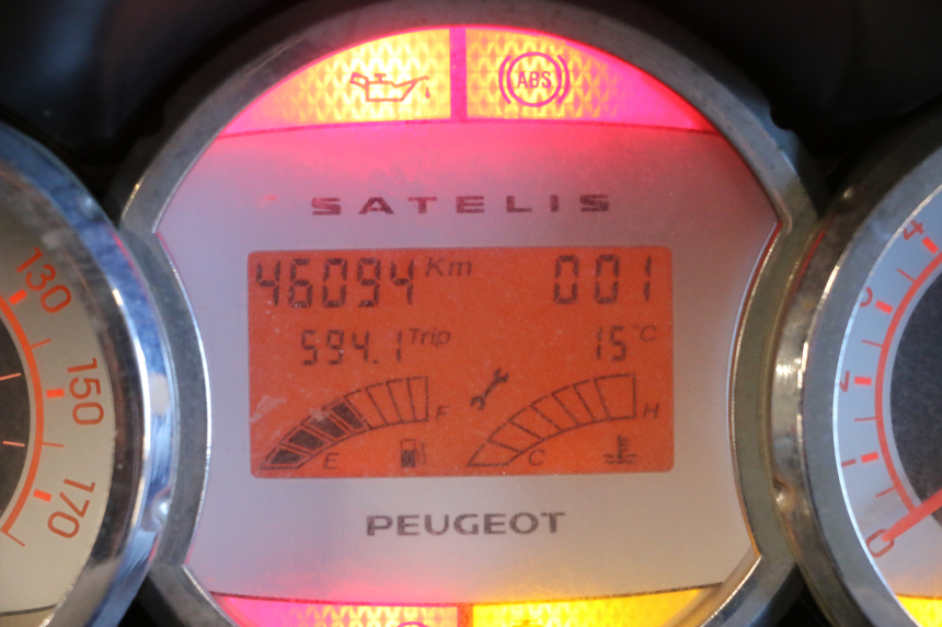 photo de TELLERSTAND PEUGEOT SATELIS 125 (2006 - 2009) - Technische close-up