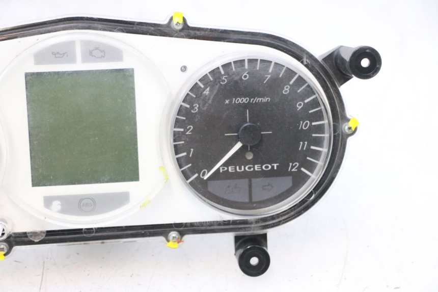 photo de TELLERSTAND PEUGEOT SATELIS 125 (2013 - 2018) - Profielaanzicht