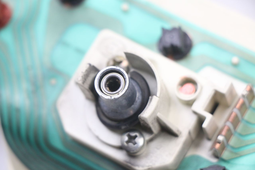 photo de TELLERSTAND APRILIA SCARABEO GT 125 (1999 - 2007) - Kenmerkende details