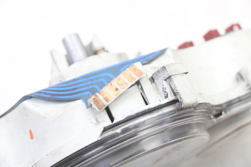 photo de TELLERSTAND APRILIA SCARABEO GT TOURING 125 (1999 - 2005) - Markeringen en referenties