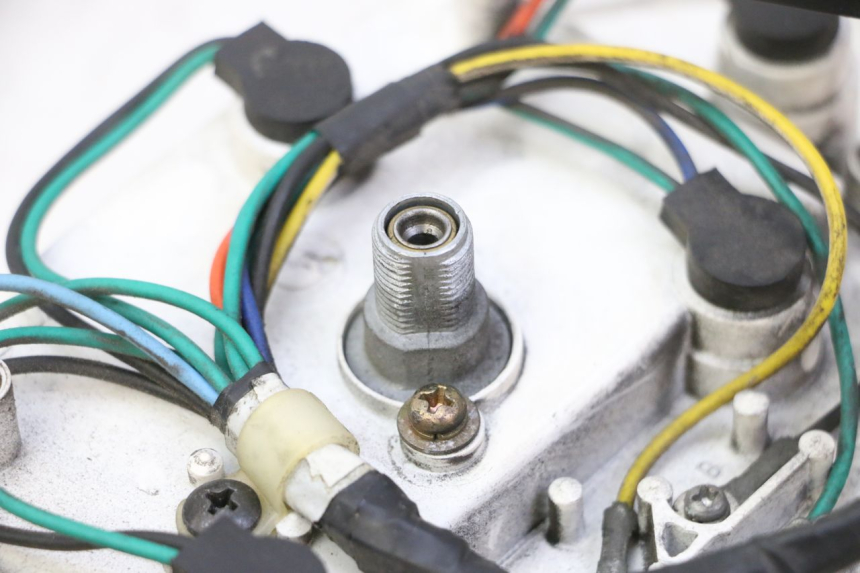 photo de TELLERSTAND HONDA SCV LEAD 100 (2003 - 2007) - Bevestigingspunten