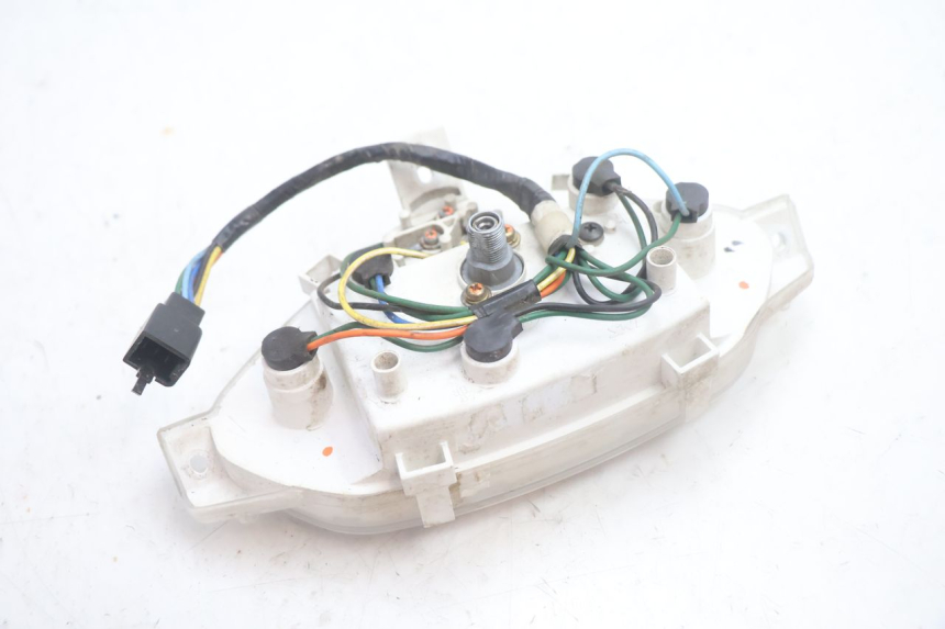 photo de TELLERSTAND HONDA SCV LEAD 100 (2003 - 2007) - Bevestigingspunten