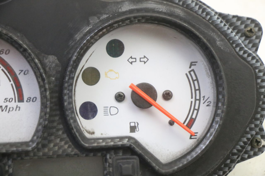 photo de TELLERSTAND KSR SIRION 4T 50 (2018 - 2025) - Zoom op gebruiksstaat