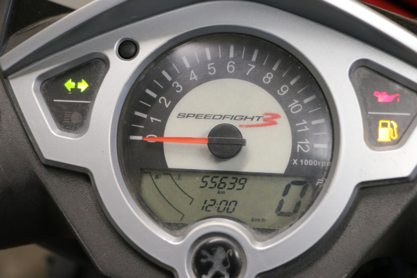 photo de TELLERSTAND PEUGEOT SPEEDFIGHT 3 LC 2T 50 (2009 - 2015) - Zoom op gebruiksstaat