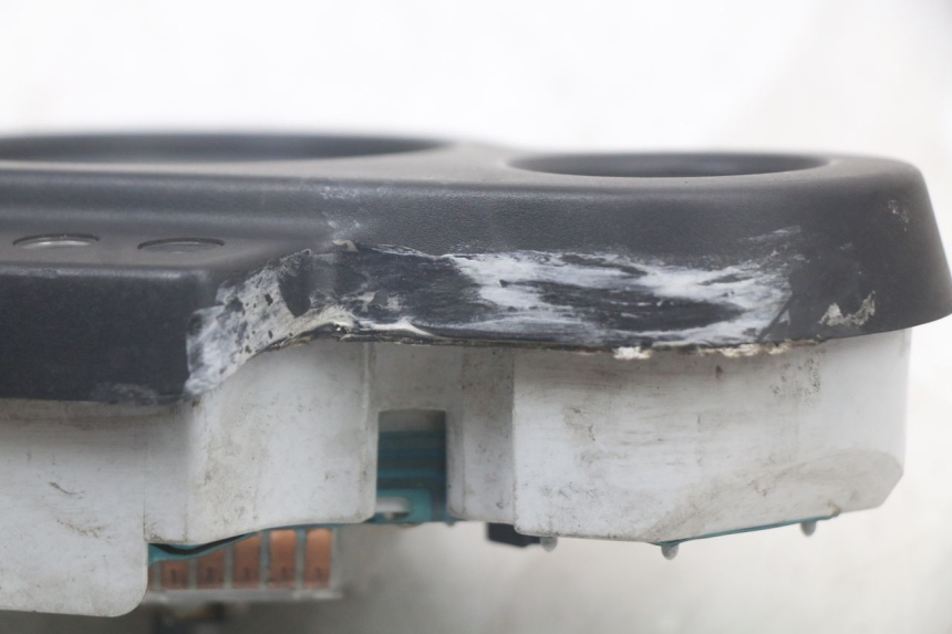 photo de TELLERSTAND PEUGEOT SPEEDFIGHT 100 (1997 - 2007) - Staat van het oppervlak