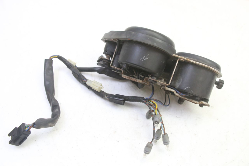 photo de TELLERSTAND TRIUMPH SPRINT 900 (1995 - 1998) - Bevestigingspunten