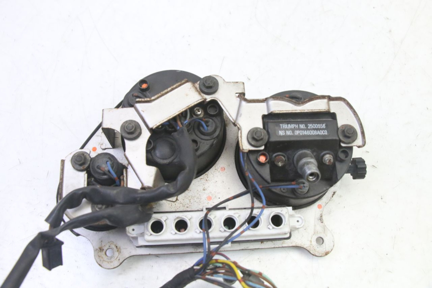 photo de TELLERSTAND TRIUMPH SPRINT 900 (1995 - 1998) - Staat van het oppervlak