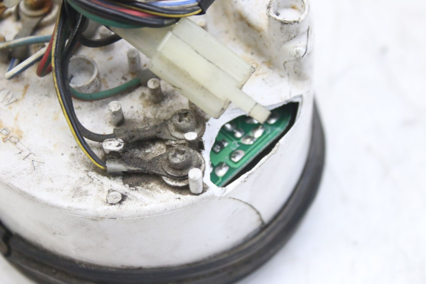 photo de TELLERSTAND TRIUMPH SPRINT ST 955 (1999 - 2001) - Andere kijkhoek