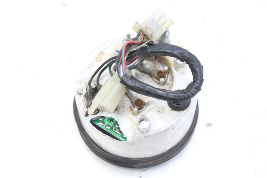 photo de TELLERSTAND TRIUMPH SPRINT ST 955 (1999 - 2001) - Technische close-up