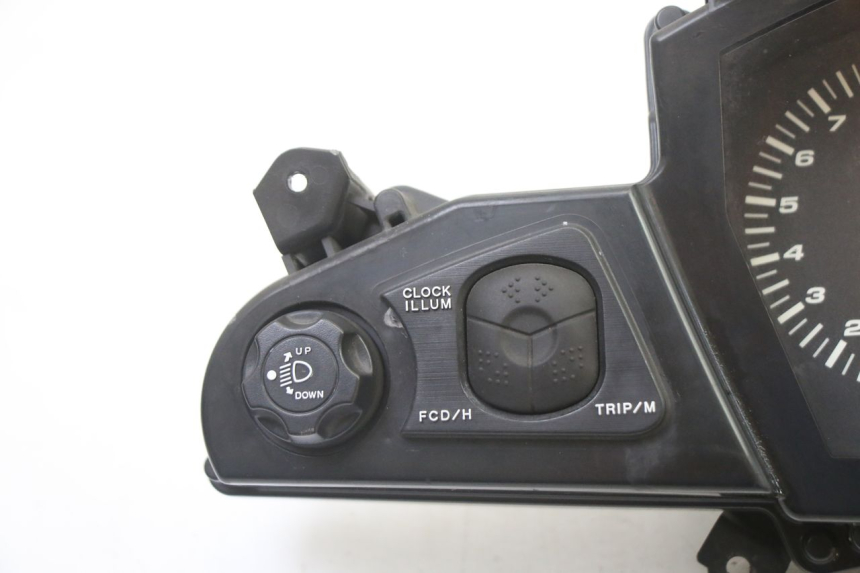 photo de TELLERSTAND HONDA ST PAN EUROPEAN 1300 (2002 - 2013) - Detail van het onderdeel