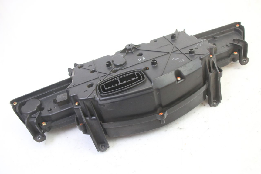 photo de TELLERSTAND HONDA ST PAN EUROPEAN 1300 (2002 - 2013) - Zoom op componenten