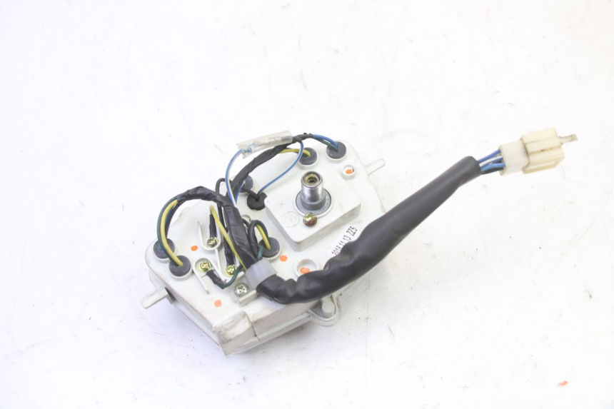 photo de TELLERSTAND PEUGEOT STREETZONE I 2T 50 (2018 - 2020) - Bevestigingspunten