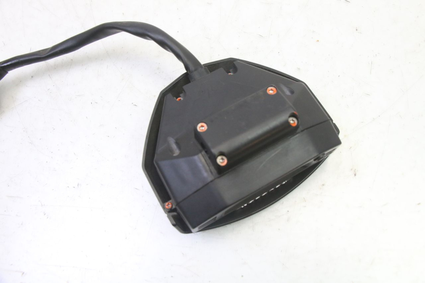 photo de TELLERSTAND PEUGEOT STREETZONE I NAKED 2T 50 (2018 - 2020) - Gecontroleerd onderdeel