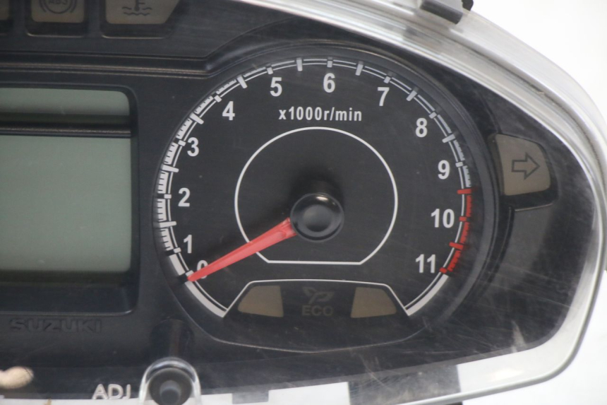 photo de TELLERSTANDMETER SUZUKI BURGMAN 125 (2018 - 2021) - Technische close-up