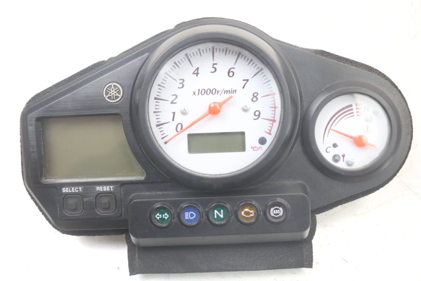 photo de TELLERSTAND YAMAHA TDM ABS 900 (2002 - 2014) - Hoofdaanzicht