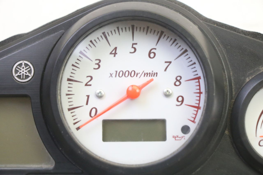 photo de TELLERSTAND YAMAHA TDM ABS 900 (2002 - 2014) - Zoom op gebruiksstaat