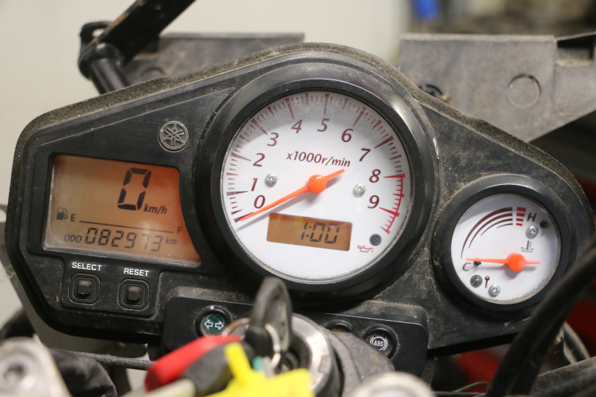 photo de TELLERSTAND YAMAHA TDM ABS 900 (2002 - 2014) - Overzicht