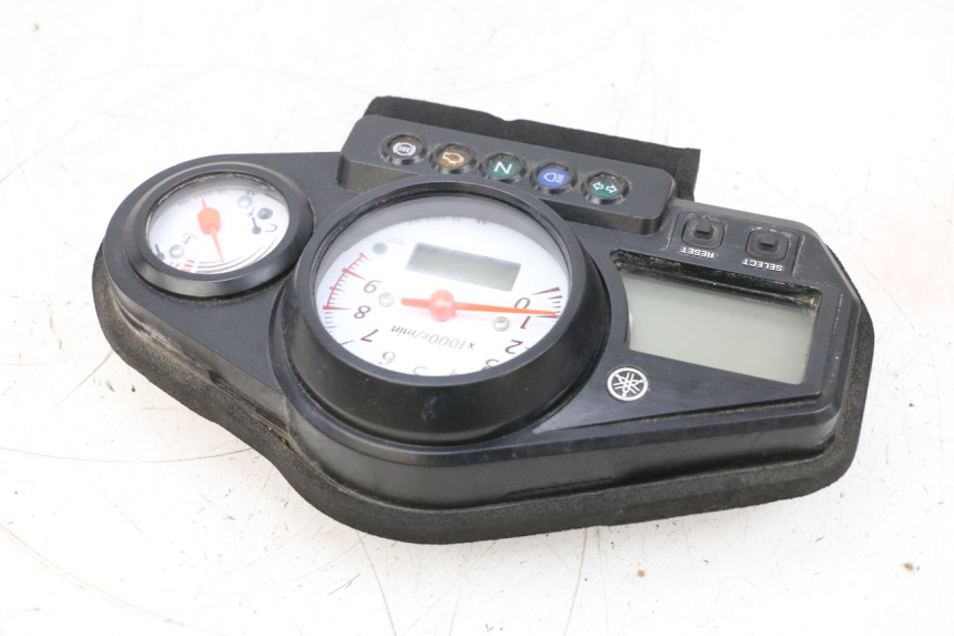 photo de TELLERSTANDMETER YAMAHA TDM ABS 900 (2002 - 2014) - Kenmerkende details