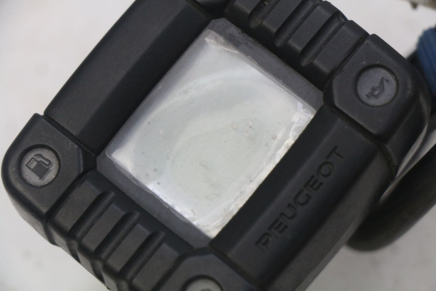 photo de TELLERSTAND PEUGEOT TKR TREKKER FURIOUS 50 (2005 - 2014) - Detail van het onderdeel
