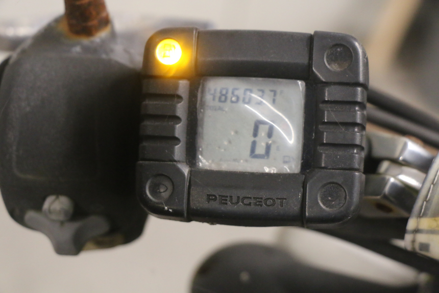 photo de TELLERSTAND PEUGEOT TKR TREKKER FURIOUS 50 (2005 - 2014) - Markeringen en referenties