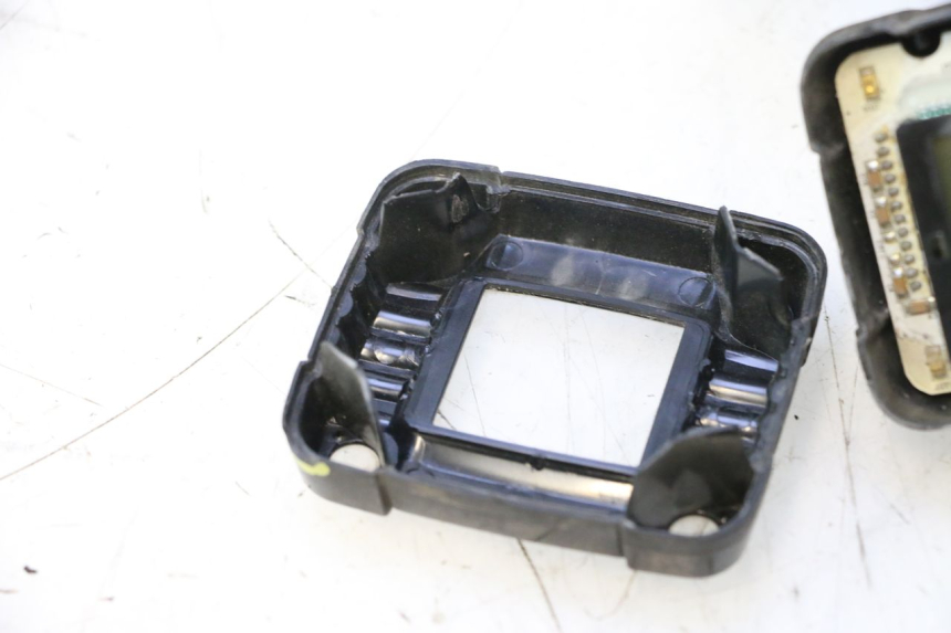 photo de TELLERSTAND PEUGEOT TKR TREKKER FURIOUS 50 (2005 - 2014) - Markeringen en referenties