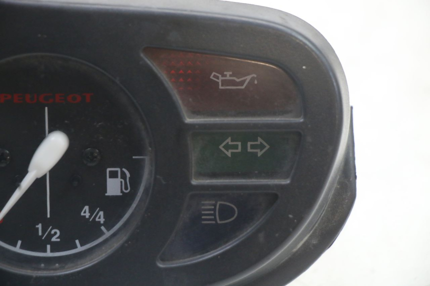 photo de TELLERSTAND PEUGEOT TREKKER TKR 50 (2005 - 2014) - Zoom op gebruiksstaat