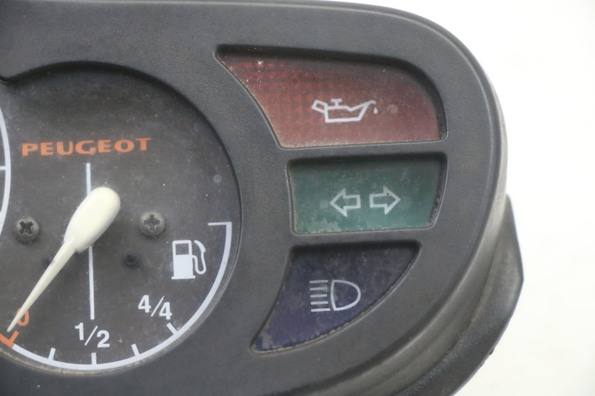 photo de TELLERSTAND PEUGEOT TREKKER TKR 50 (2005 - 2014) - Andere kijkhoek