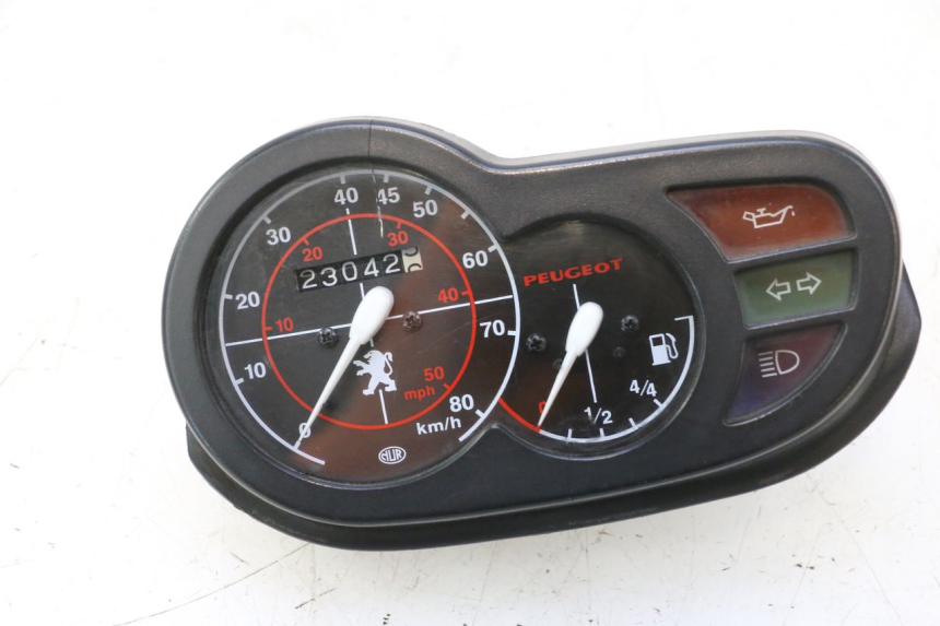 photo de TELLERSTAND PEUGEOT TREKKER TKR 50 (2005 - 2014) - Hoofdaanzicht