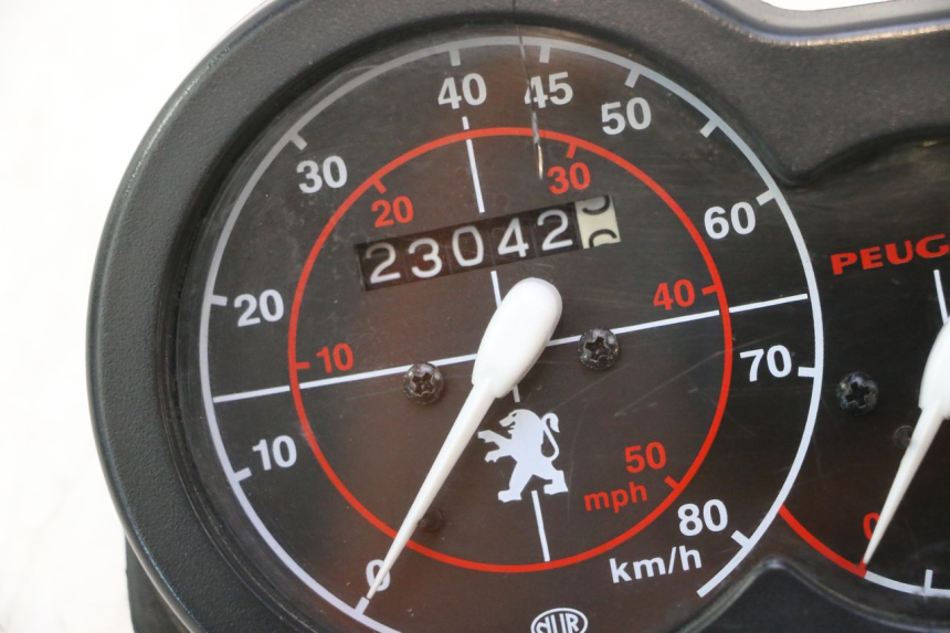 photo de TELLERSTAND PEUGEOT TREKKER TKR 50 (2005 - 2014) - Detailaanzicht