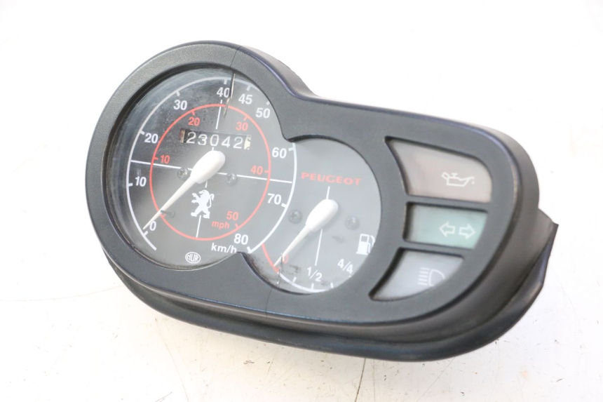 photo de TELLERSTAND PEUGEOT TREKKER TKR 50 (2005 - 2014) - Markeringen en referenties