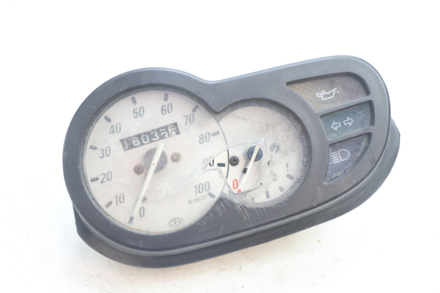 photo de TELLERSTAND PEUGEOT TREKKER 50 (1995 - 2004) - Hoofdaanzicht