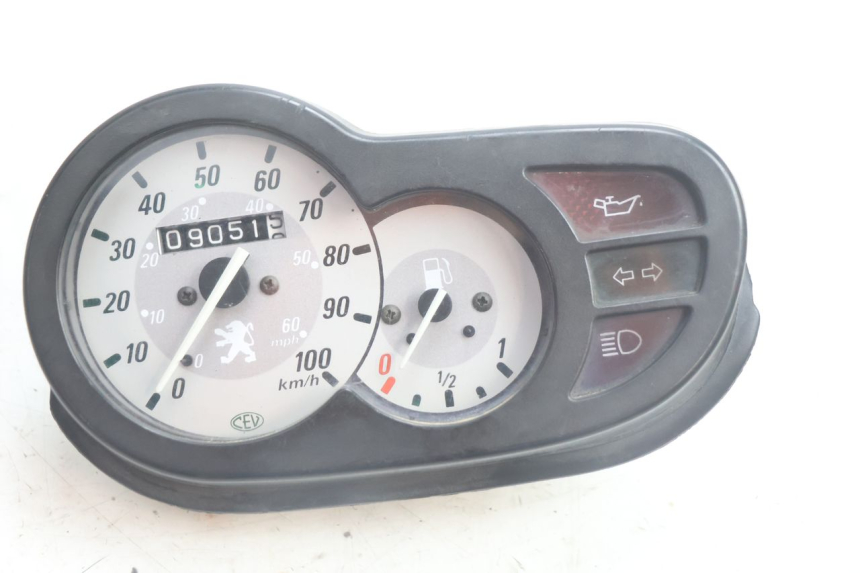photo de TELLERSTAND PEUGEOT TREKKER 50 (1995 - 2004) - Hoofdaanzicht