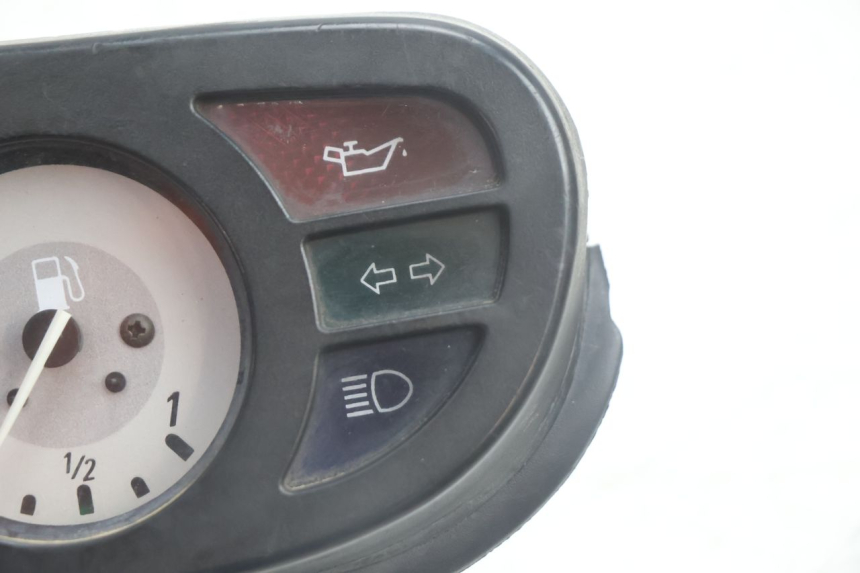 photo de TELLERSTAND PEUGEOT TREKKER 50 (1995 - 2004) - Andere kijkhoek