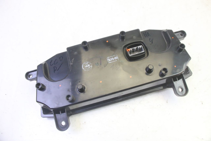 photo de TELLERSTAND YAMAHA TRICITY 300 (2020 - 2024) - Staat van het oppervlak