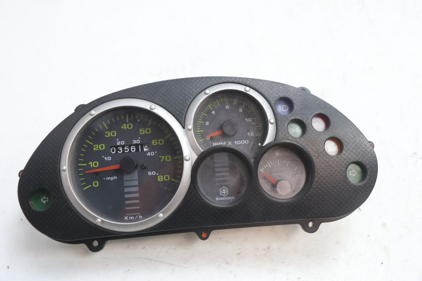 photo de TELLERSTAND PIAGGIO TYPHOON 50 (2000 - 2009) - Hoofdaanzicht