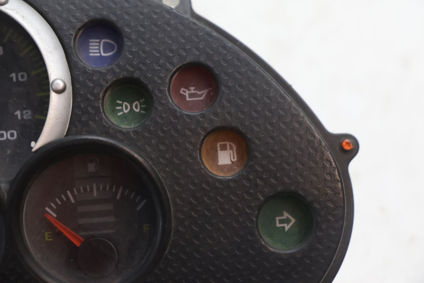 photo de TELLERSTAND PIAGGIO TYPHOON 50 (2000 - 2009) - Technische close-up